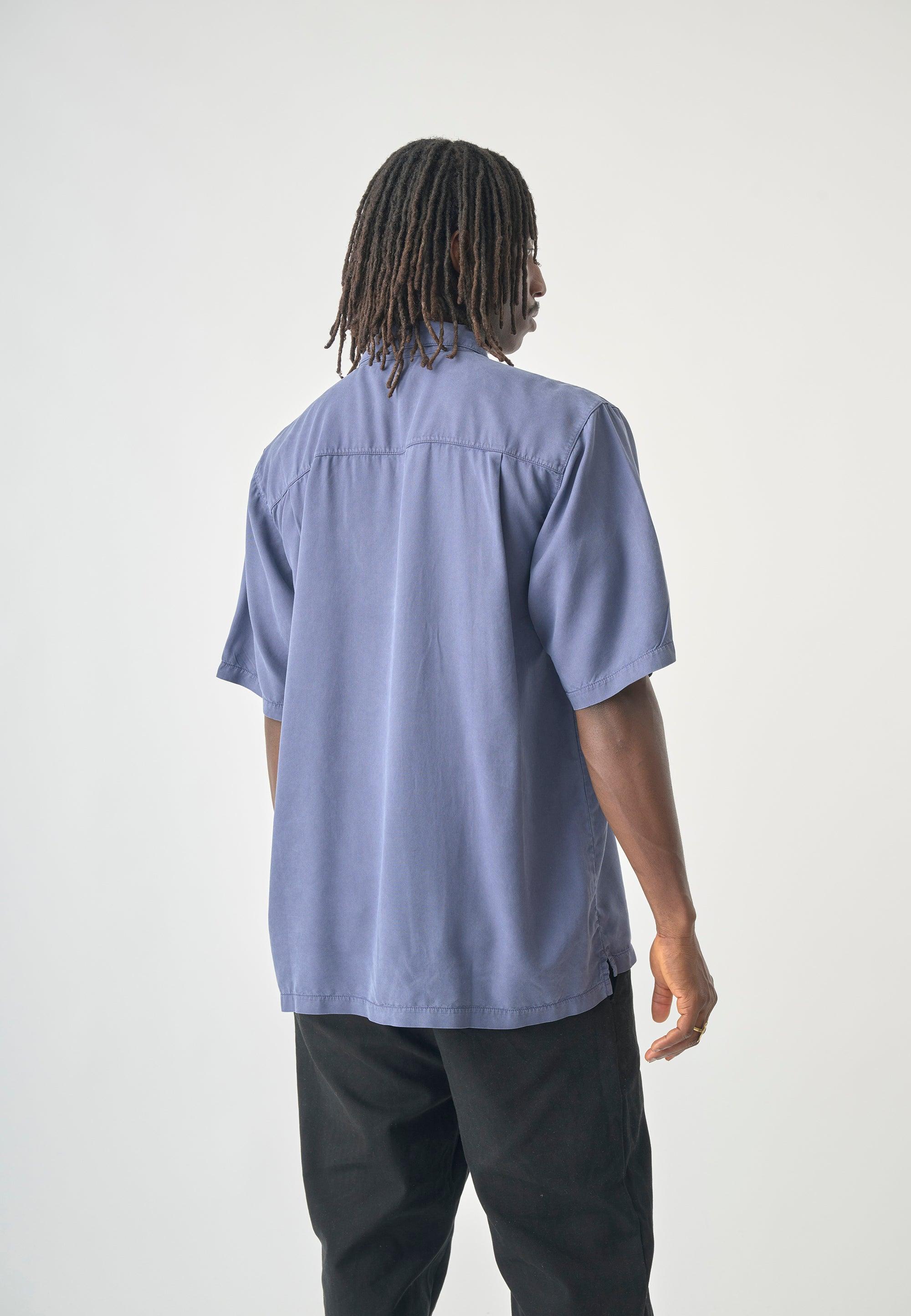 Cleptomanicx Nightshadow Blue Oversized Easy Shirt Kurzarmhemd Herren blau